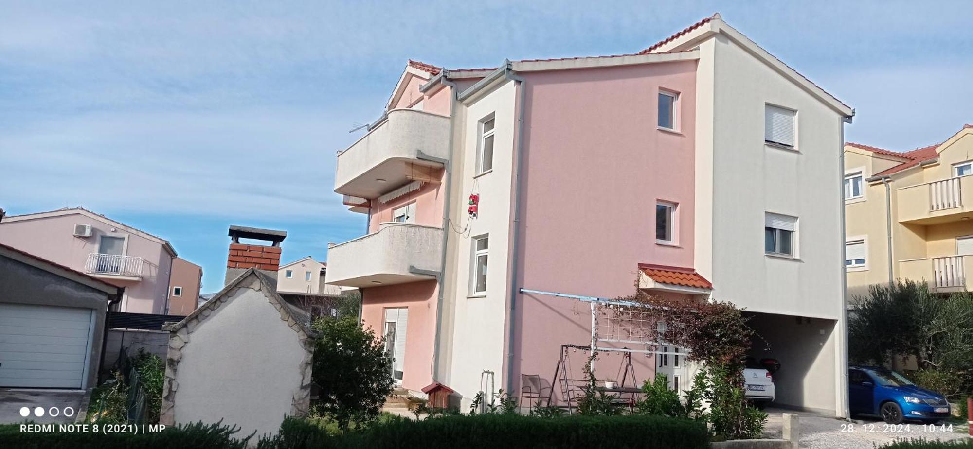 Apartman Petra Каштела Экстерьер фото